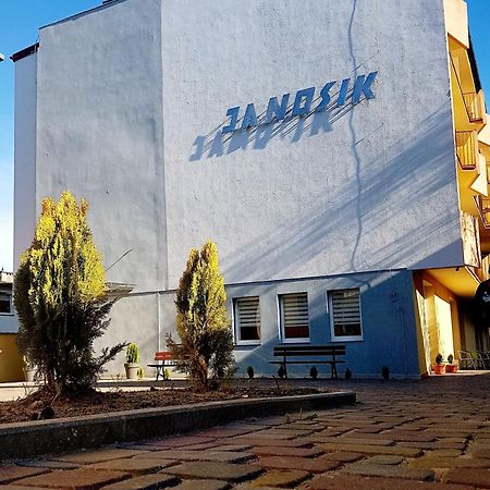 Hotel O.W.W Janosik Ustronie Morskie Zewnętrze zdjęcie